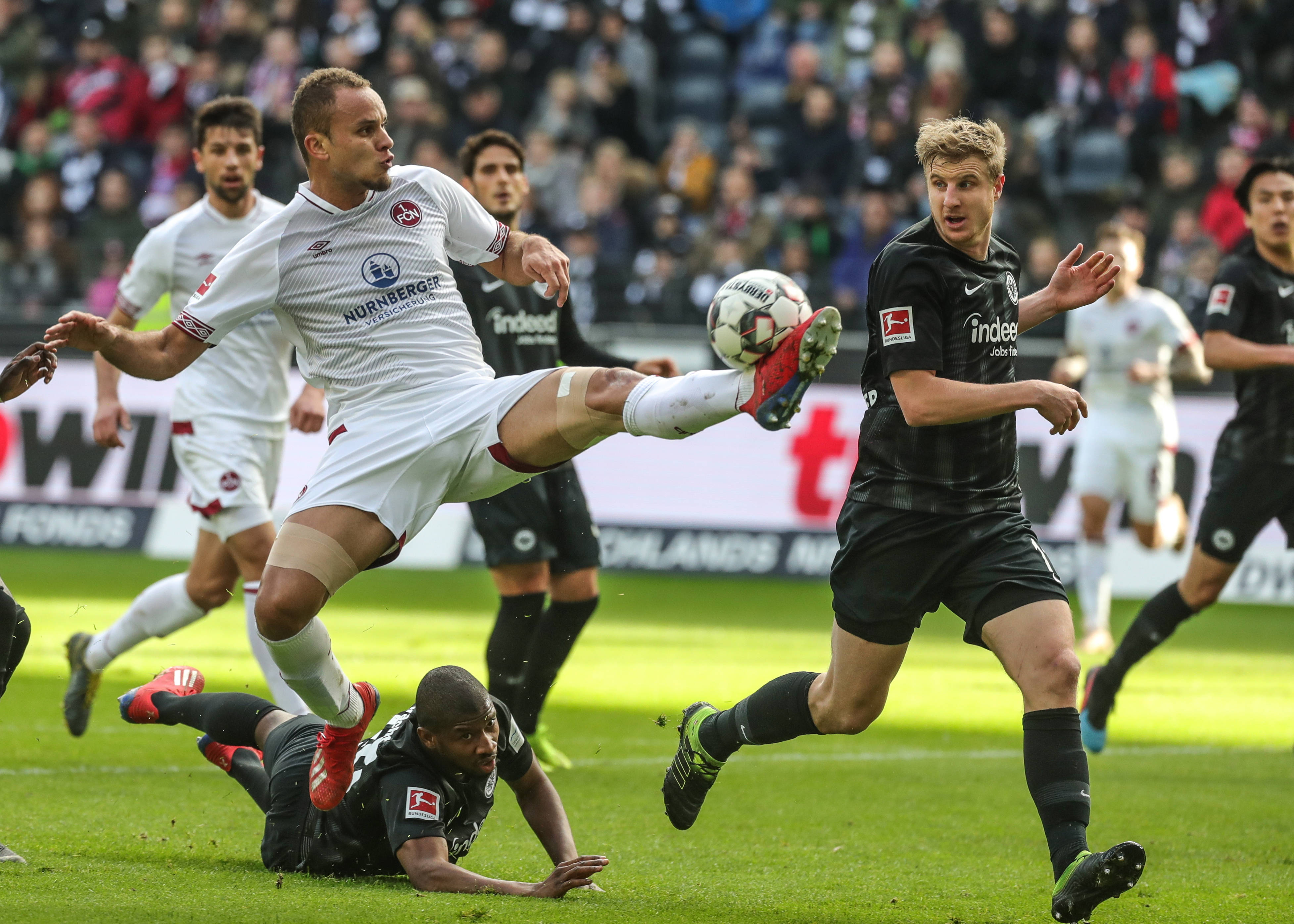 《指环王：力量之戒》剧集新剧照 将有女兽人登场