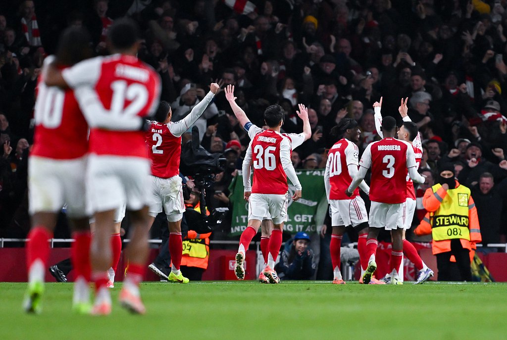 独行侠险胜国王！浓眉表现低迷，状元弗拉格贡献出色 威少关键时刻选择失误