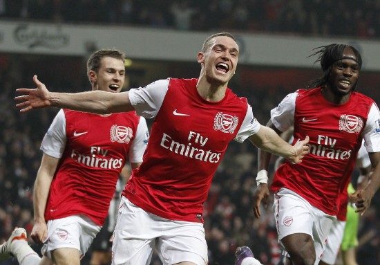 [中超]林良铭头球破门 北京国安取得领先