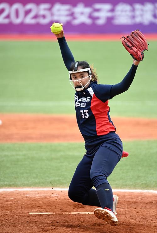 国乒备战WTT 多哈冠军赛积极部署