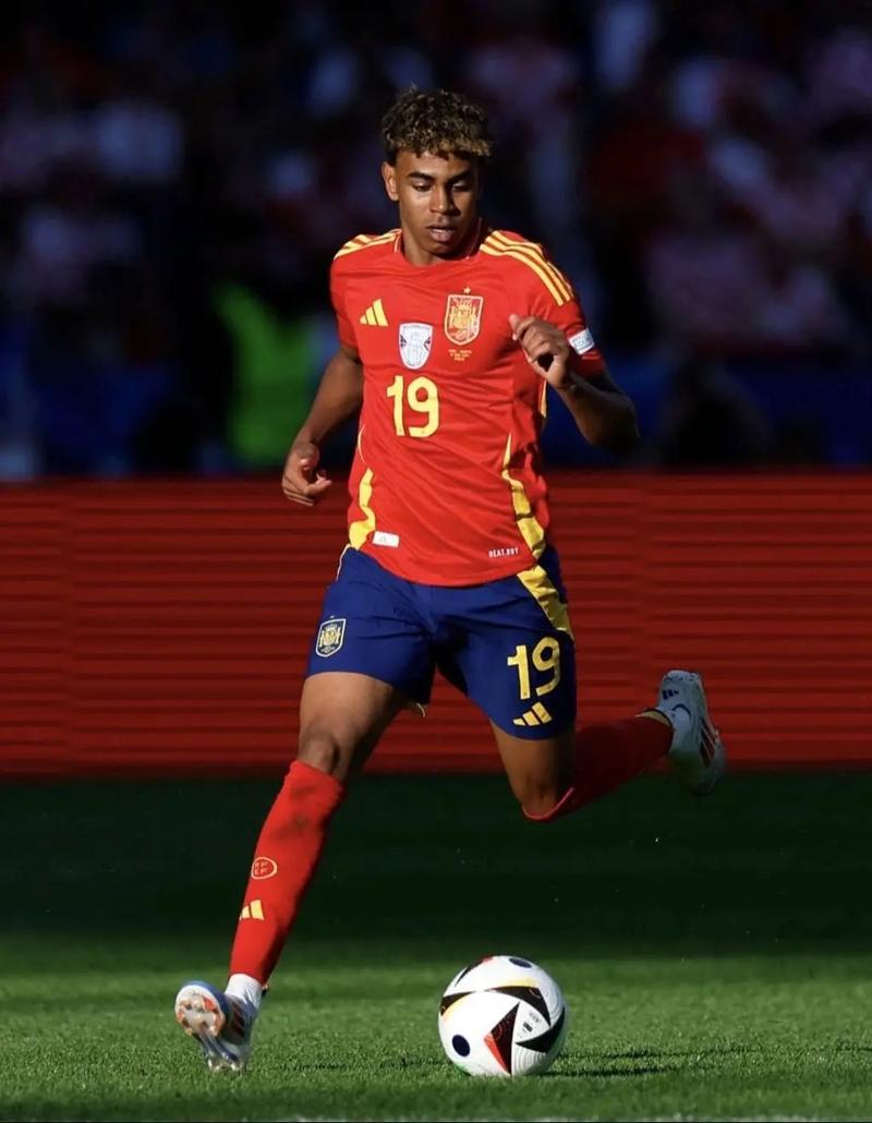 “AG小号”两连击败KPL队伍夺得A组榜一，情久才是真正K甲之光？